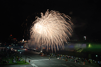 Summer Fireworks - Niagara Parks