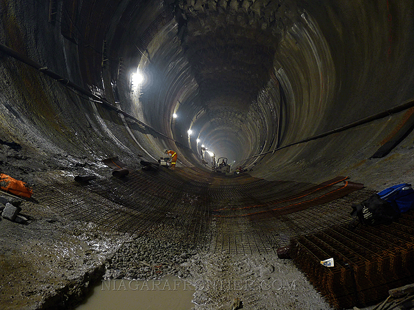 Tunnel at Intake - work to control water 