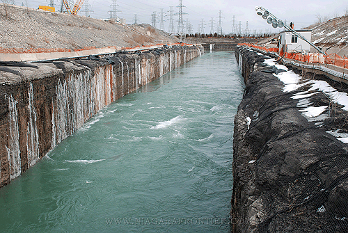 The outlet flow of water 